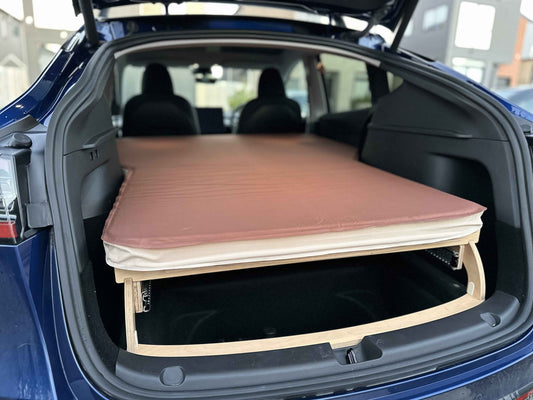  Enhance your Tesla adventures with our self-inflating foam mattress. Enjoy luxurious comfort, easy storage, and a perfect fit for your Model Y.