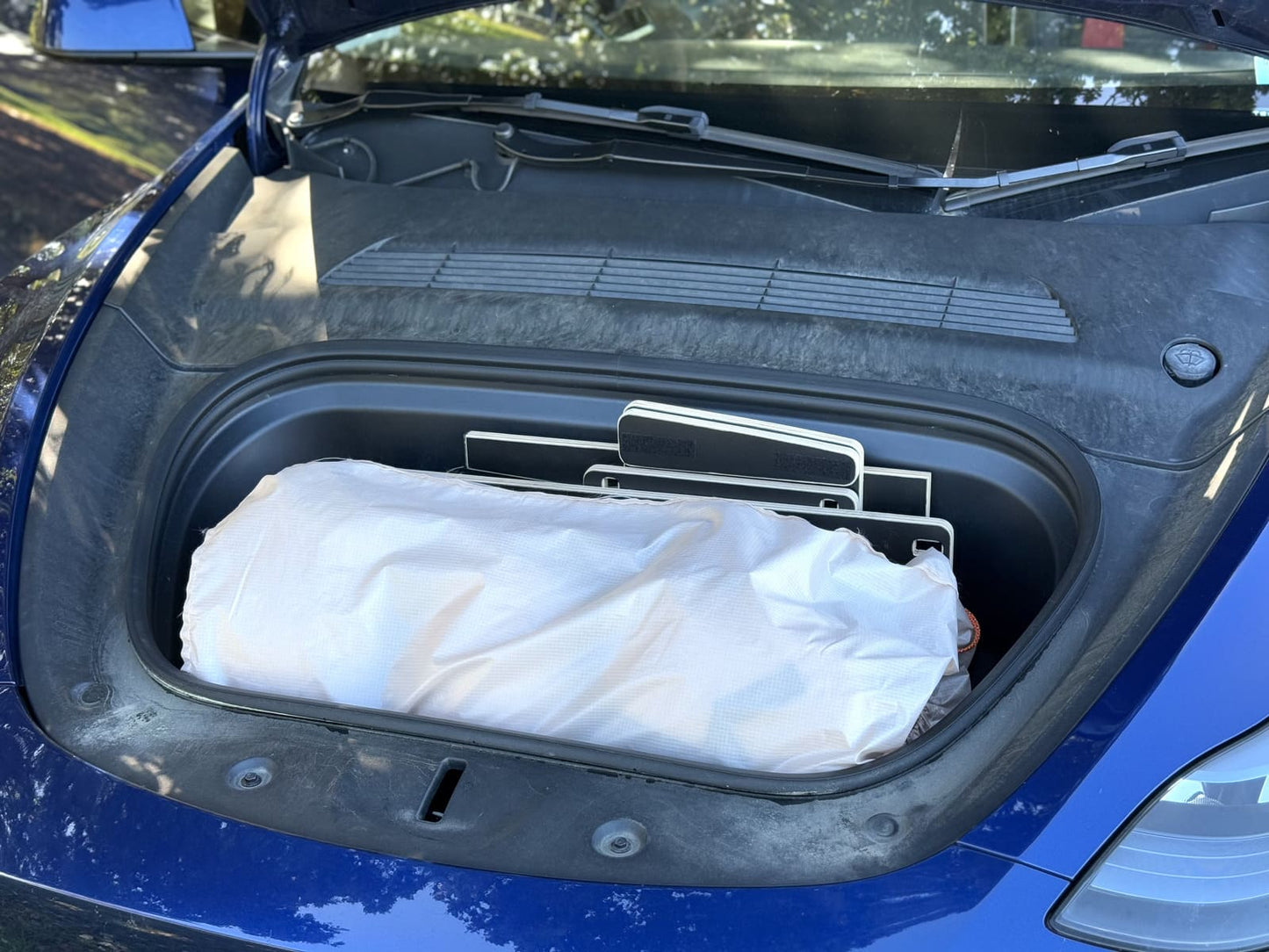 Model y trunk with teraglide mattress