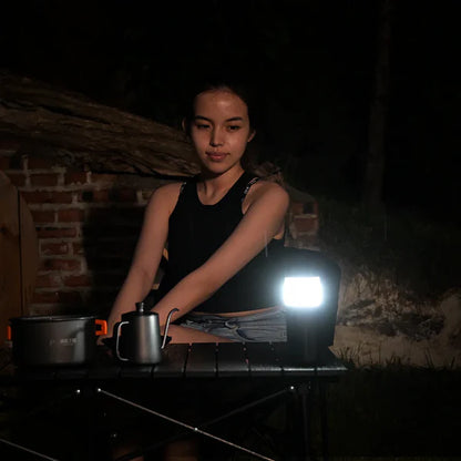 Rechargeable 12 V air pump — dual-level inflator with bright LED light for outdoor use