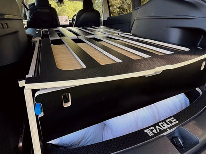 Family sleeping arrangement using Teraglide PRO car camping platform