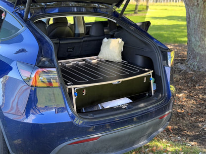 Teraglide PRO platform bed fully set up in SUV trunk