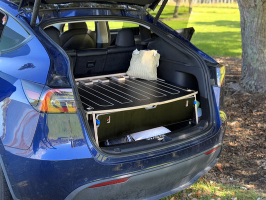 Teraglide PRO platform bed fully set up in SUV trunk